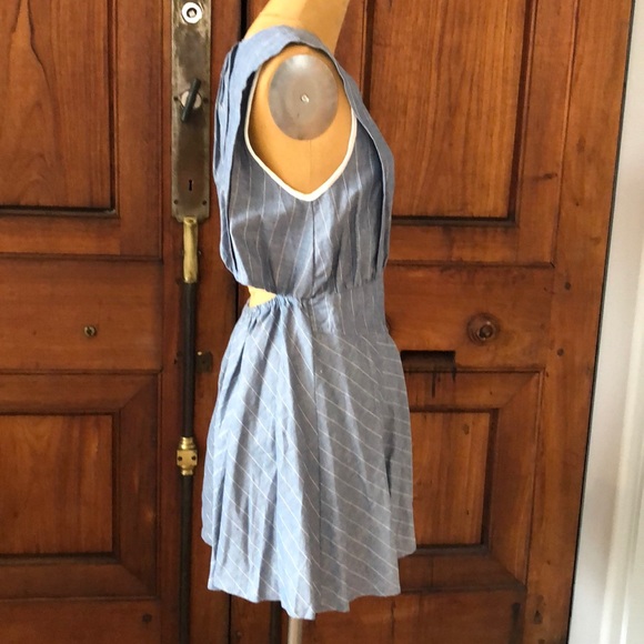 Line & Dot Blue Open Back Linen Dress Skater Sz.M - Picture 2 of 8
